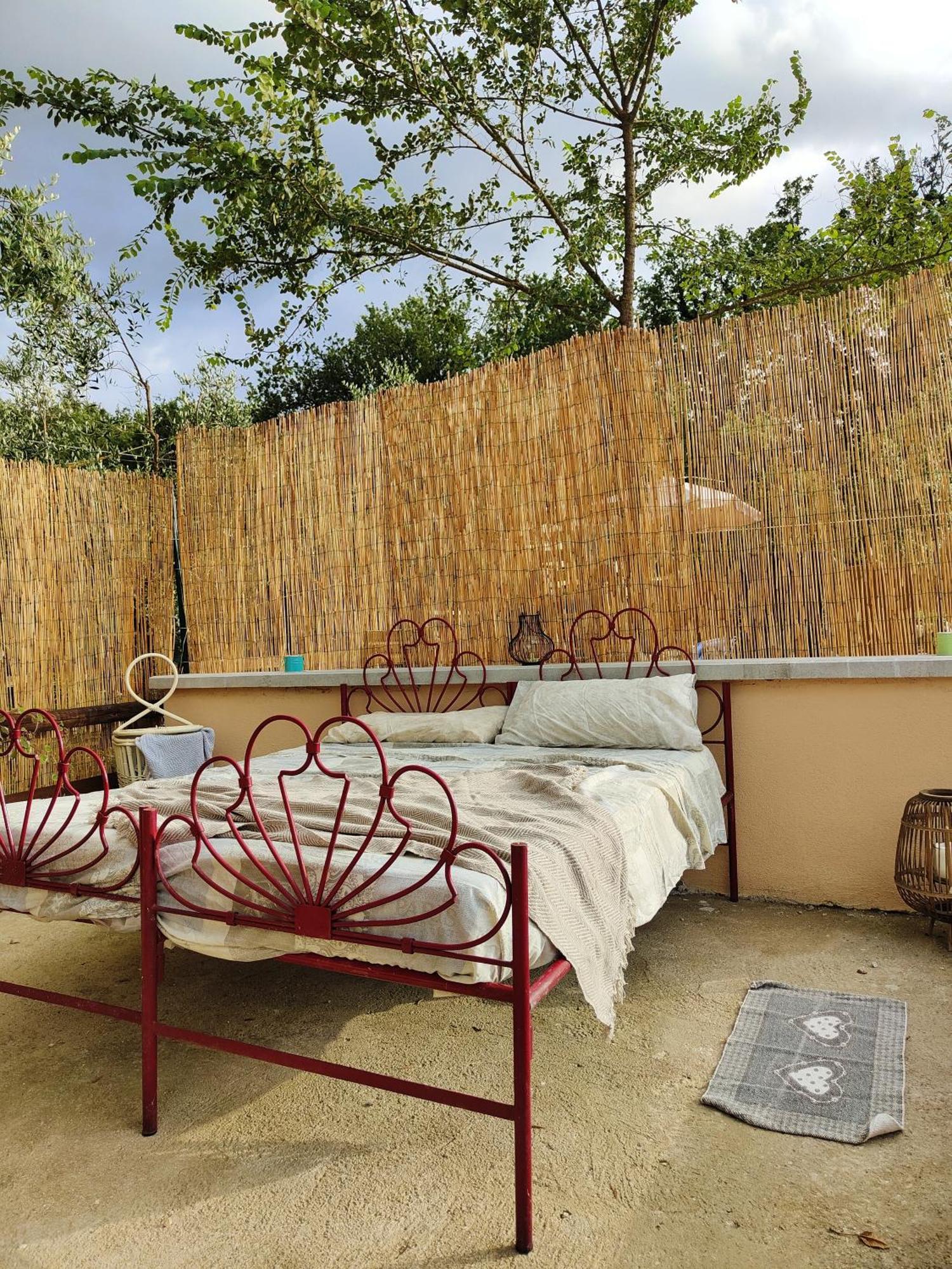 Bed and Breakfast Casale Dei Ricordi Arce Exterior foto